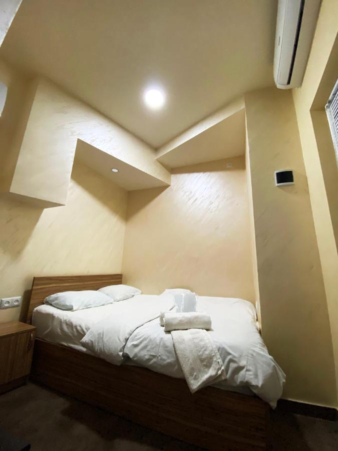 Domino Yerevan Hostel And Hotel Dış mekan fotoğraf