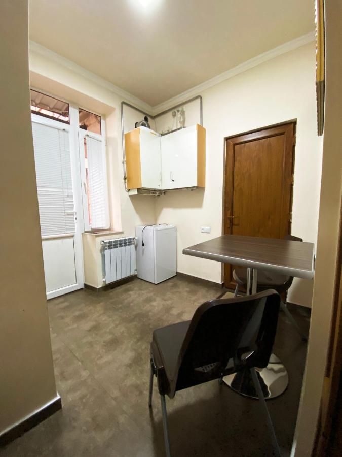 Domino Yerevan Hostel And Hotel Dış mekan fotoğraf