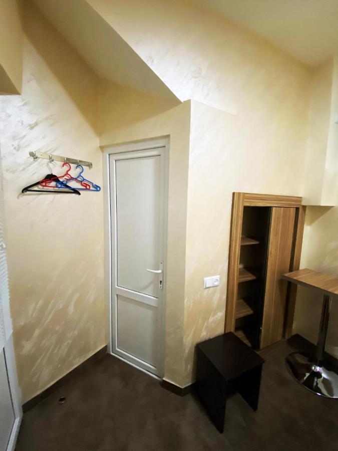Domino Yerevan Hostel And Hotel Dış mekan fotoğraf