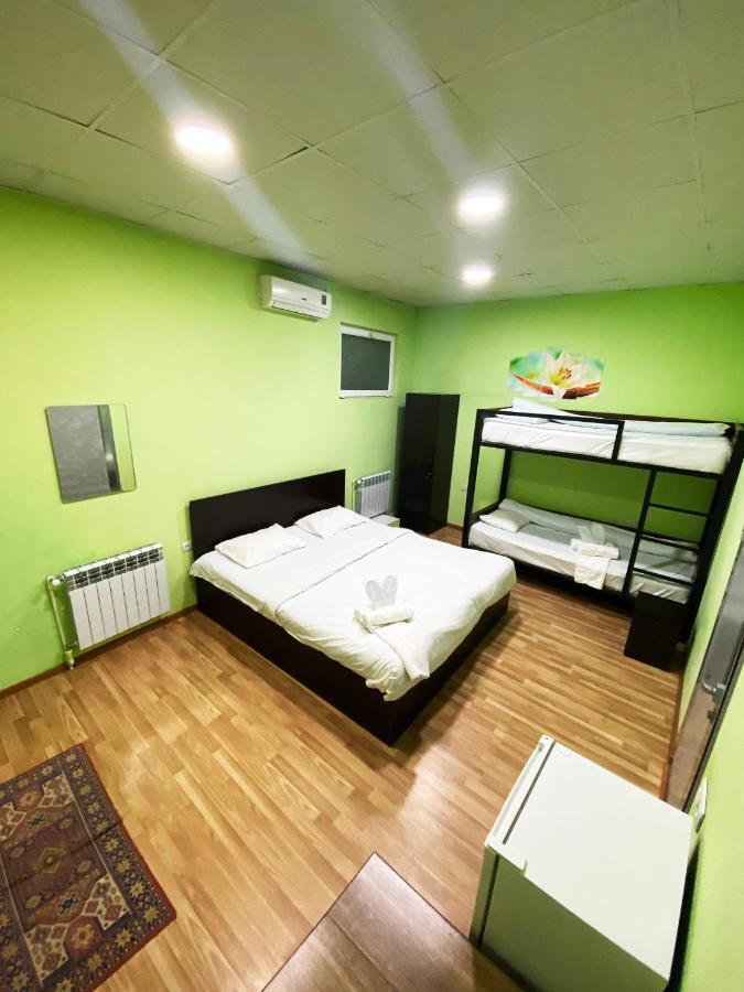 Domino Yerevan Hostel And Hotel Dış mekan fotoğraf