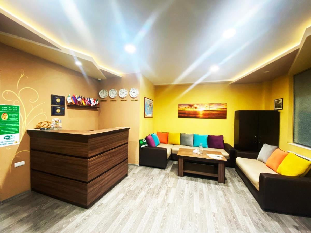 Domino Yerevan Hostel And Hotel Dış mekan fotoğraf